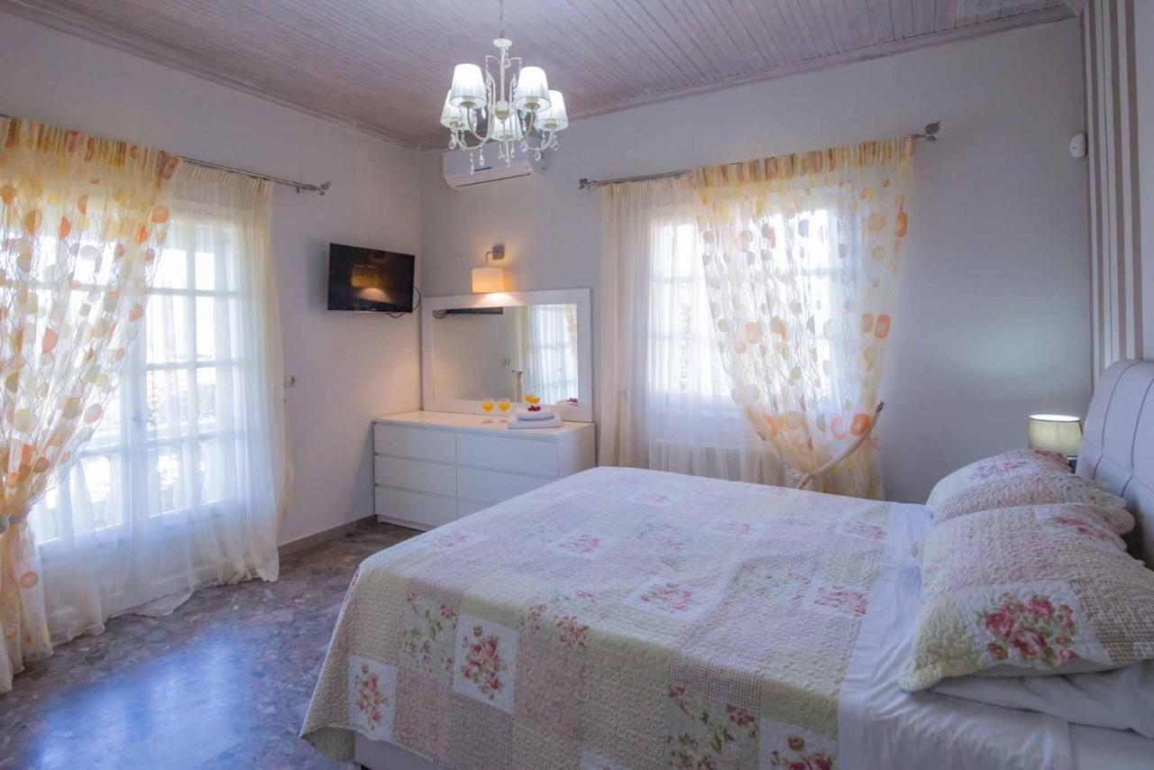 Villa Zapphira Peritheia Corfu 外观 照片