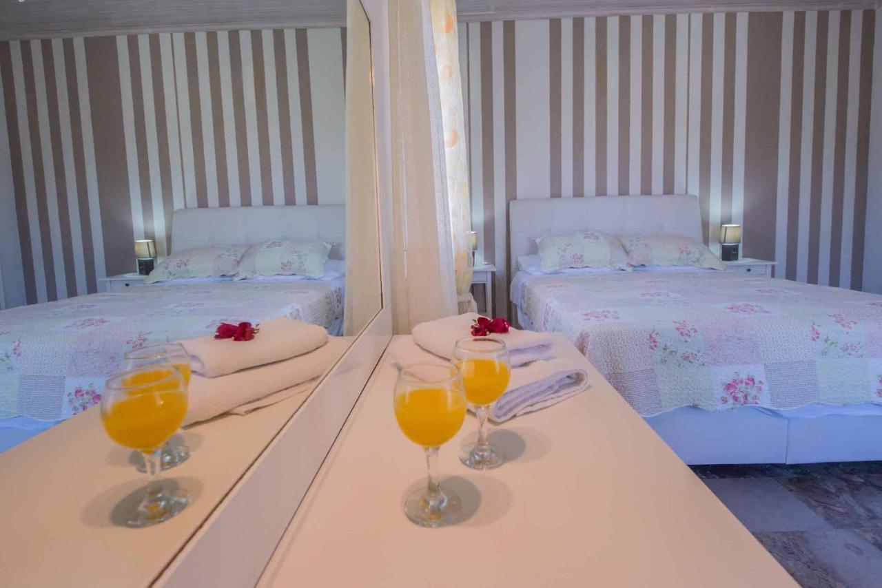 Villa Zapphira Peritheia Corfu 外观 照片