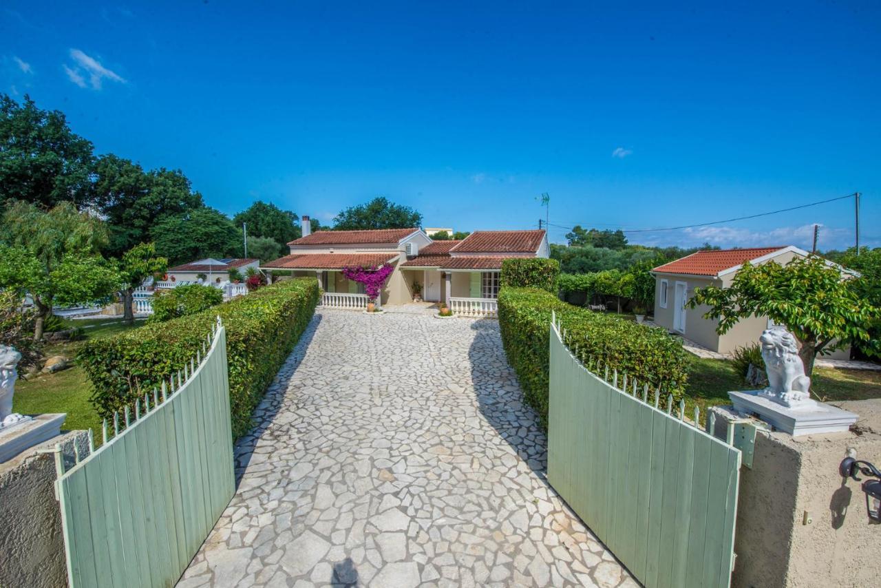 Villa Zapphira Peritheia Corfu 外观 照片